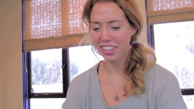 Episode 2: The Yoga Class смотреть онлайн