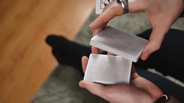 КАРТОЧНЫЙ ФОКУС, КОТОРЫЙ НИКТО НЕ РАЗГАДАЕТ!!! ОБУЧЕНИЕ ФОКУСАМ смотреть онлайн