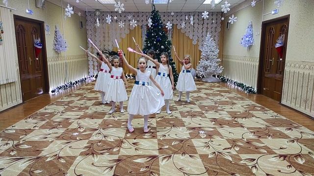 Танец Фей Подготовительная группа детского сада. Новогодний танец феи смотреть онлайн