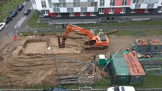 Мега машина. Работает так, что дом трясется/Mega machines. The house shakes. смотреть онлайн