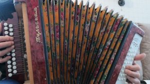 Разбор на гармони:"Малиновый звон"