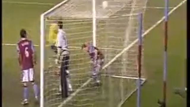 Micah Richards Goal vs Villa смотреть онлайн