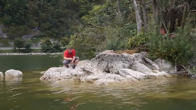 The Escape - The Big Catch (6/6) - Survival Training with a Victorinox Swiss Army Knife смотреть онлайн