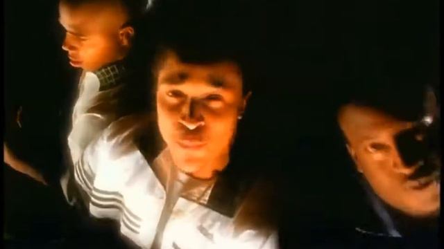 2pac жив смотреть онлайн