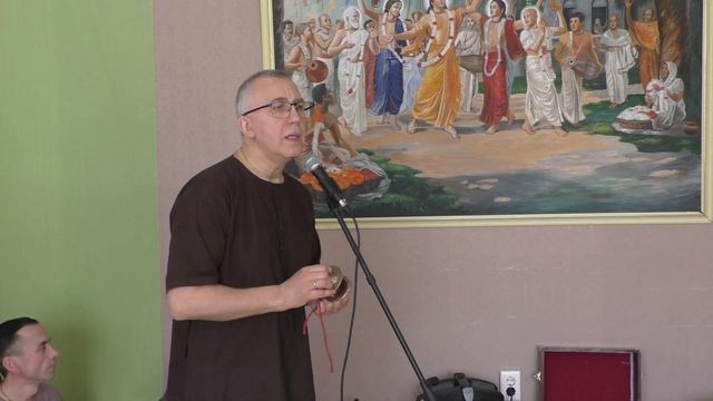 23.04.23 Приветствие Божеств. Гуру-пуджа Шриле Прабхупаде смотреть онлайн