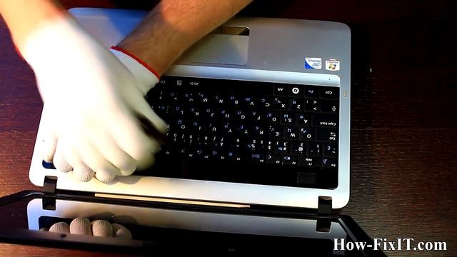 Samsung RV510, RV508 Disassembly And Replace Keyboard, как разобрать и поменять клавиатуру