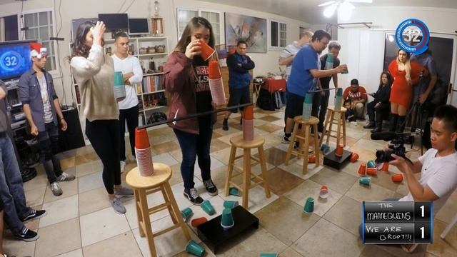 Fall Into Place | Can you top it? (Minute to Win It) смотреть онлайн