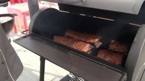 Cмокер - гриль коптильня (фирма Хобби гриль)