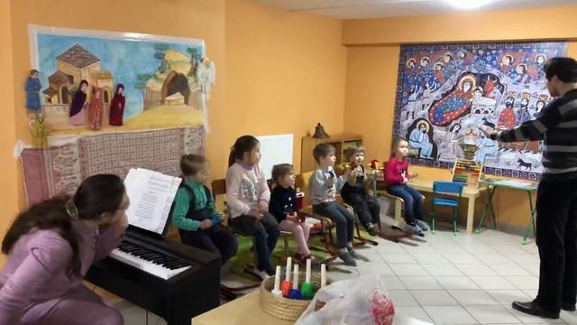 ? Музыкальные занятия для малышей смотреть онлайн