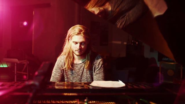 Dario Lessing - Piano Improvisation смотреть онлайн