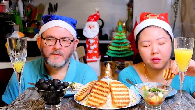 Мукбанг Салат Оливье / Когда ешь и ничего не чувствуешь / Mukbang Olivier Salad