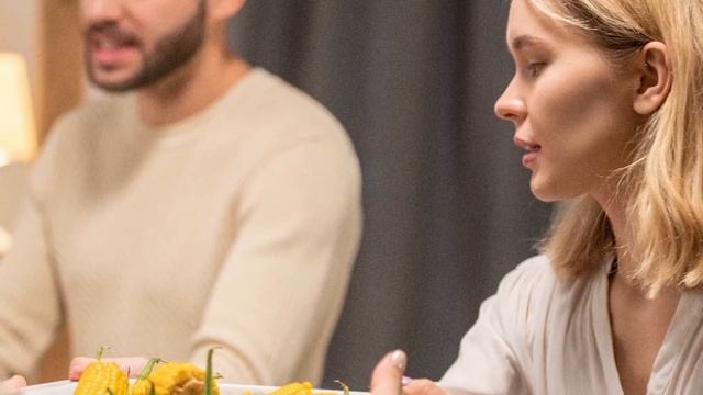 Они обнаружили в камере замурованную дверь, взломав ее, они пришли в шок от увиденного…