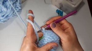 Мишка крючком из плюшевой пряжи МК. Часть 1