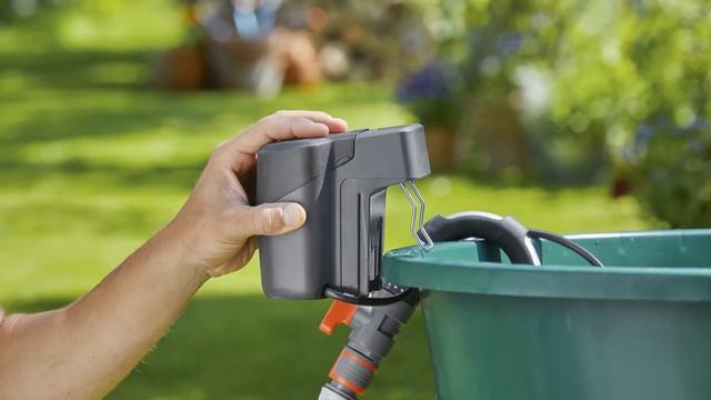 Uppopumppu GARDENA 2000/2 Li-18 (FI) смотреть онлайн