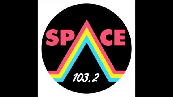 GTA V Radio SPACE 103.2 Rick James - Give It to Me Baby