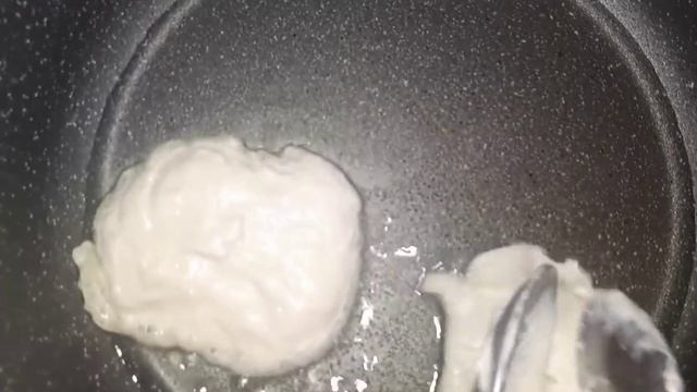 Очень пышные и вкусные оладьи смотреть онлайн