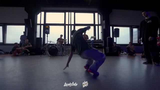 Muzhik vs Zik | Round 3 | LOCALS ONLY VIII by PDVL SPOT смотреть онлайн