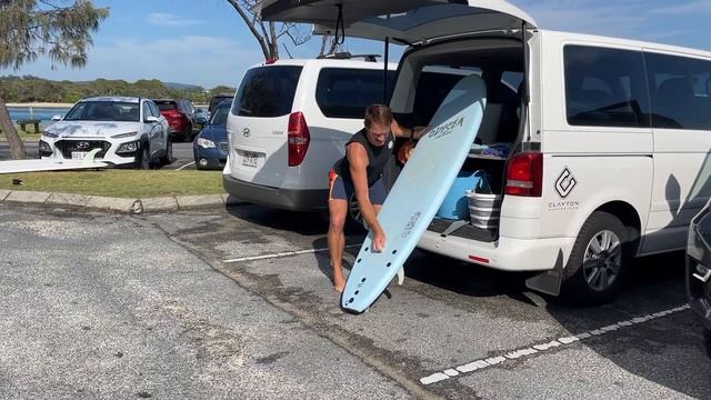Surfing Longboards (Soft Top Vs Hard Top) - Beginners Mistakes смотреть онлайн