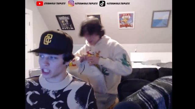 Watching and reacting to jubille odd one outs смотреть онлайн