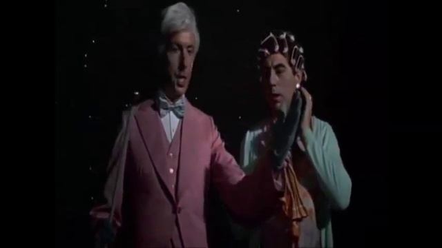 Monty Python Universe Song смотреть онлайн