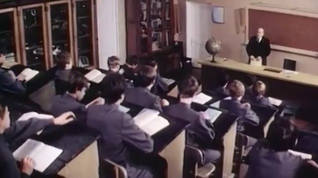 Последние дни Белой гвардии смотреть онлайн
