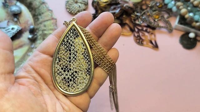 29. 1 часть. Распаковка винтажного лома из Англии! Вот это находки! смотреть онлайн