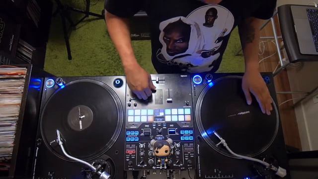 DJ C-SIK - Nicki Minaj "Chun-Li" Routine смотреть онлайн