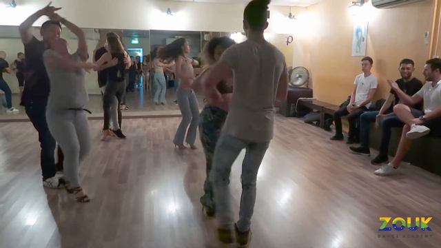 Felipe & Erica social dancing at ZoukRUSH June 2018 смотреть онлайн