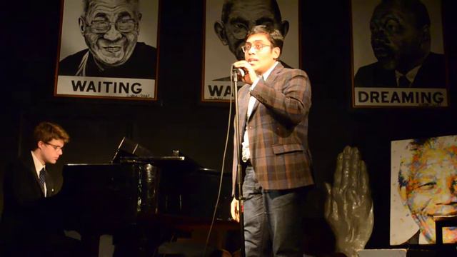 Karthik performing La vie en rose by Édith Piaf смотреть онлайн