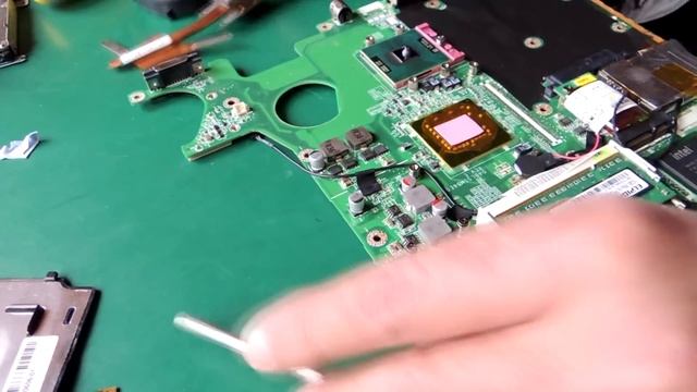 Revizie - Toshiba SatelliteA300-17N | Maintenance Toshiba SatelliteA300-17N | Epsys смотреть онлайн