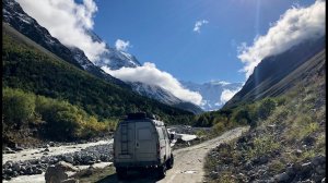 Ледник Безенги, гора Чегет, ущелье Адыл-Су. Терскол. Северный Кавказ. Сентябрь 2022г. Часть 8.