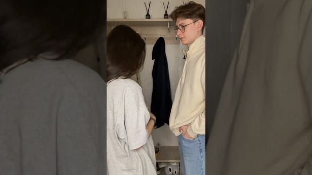 Если вы недавно съехались и пока не успели организовать место для повседневных вещей ➡️ смотреть онлайн