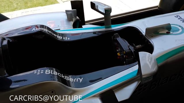 2015 Formula 1 Petronas Malaysia Grand Prix Mercedes-Benz AMG F1 at IOI City Mall Putrajaya смотреть онлайн