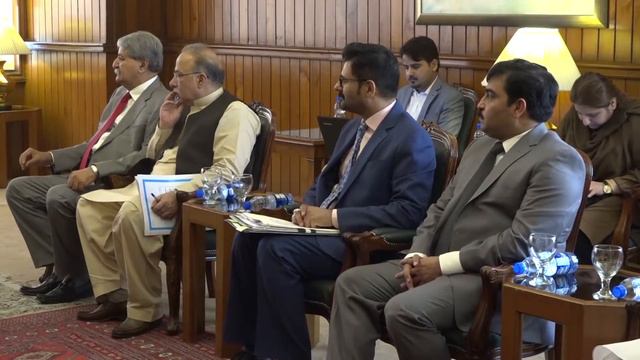 Iran, Pakistan Resolute to Broaden Parliamentary Ties смотреть онлайн