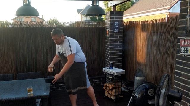 Как ЗАКОПТИТЬ рыбу. ОЧЕНЬ ПРОСТО, нужна только РЫБА и соль. Копченый ОКУНЬ за 40 минут. Готовим дом смотреть онлайн