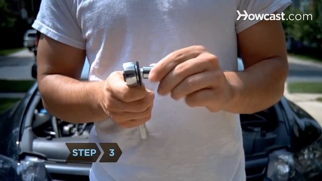 How to Disconnect a Car Battery смотреть онлайн