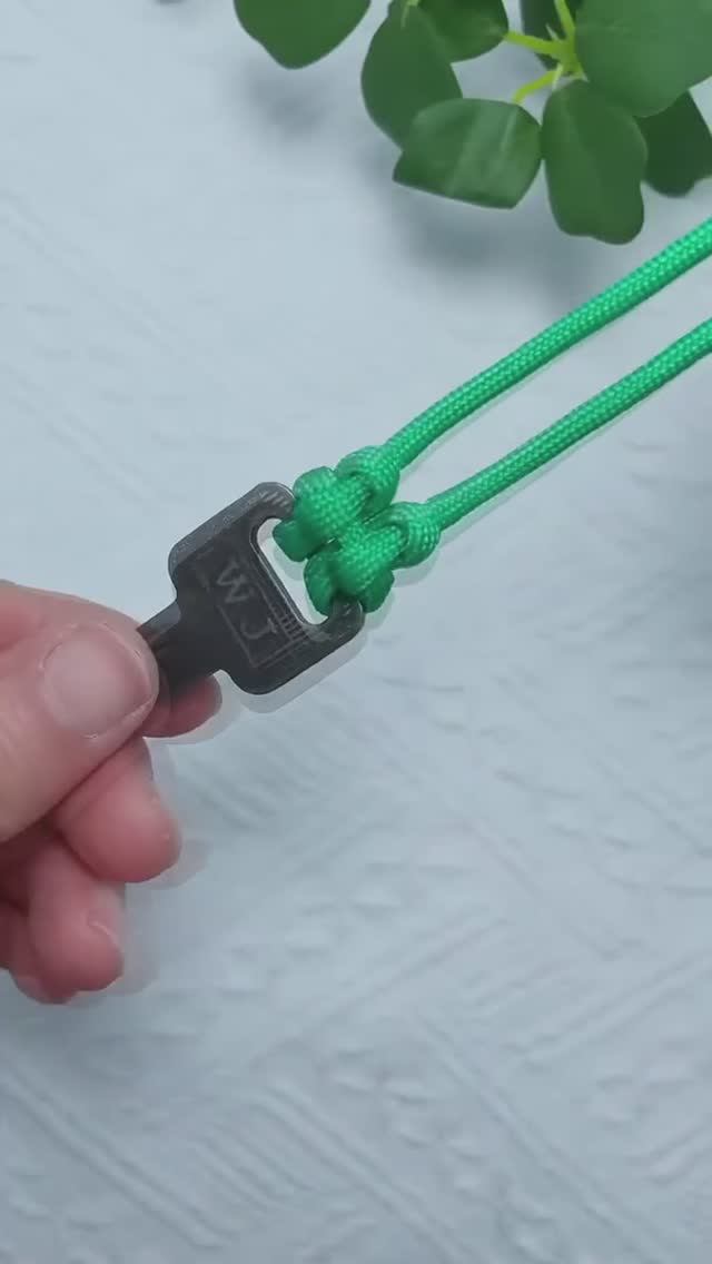 Как завязать красивые и надёжняе узлы на связке ключей?