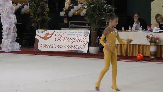 Коптюх Екатерина (булавы) 2003-Кат.С 07.03.15 "Империя юных талантов" Художественная гимнастика смотреть онлайн
