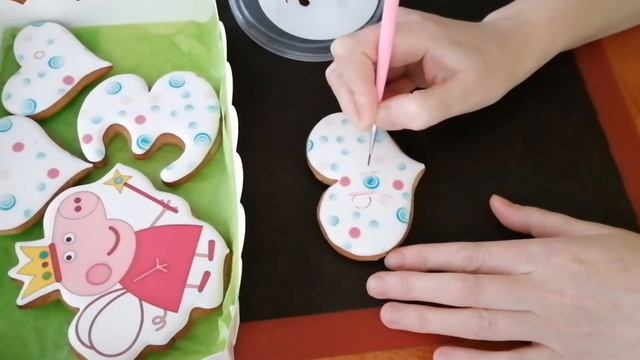 Пряничный набор для торта, Свинка Пеппа, пишем имя на прянике Gingerbread cake set, Peppa Pig смотреть онлайн