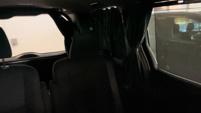 Toyota Voxy, 2017 год смотреть онлайн