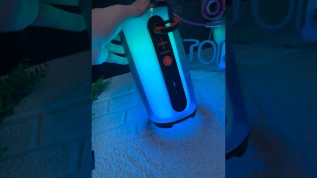 Колонка с отличным звуком.можно купить на Озон: https://ozon.ru/t/adw3pQo смотреть онлайн
