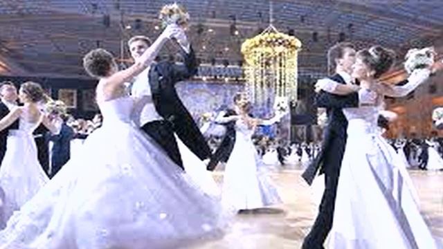 Очень нежное стихотворение "Бал". Написала моя свекровь! Не смогла удержаться и не поделиться! смотреть онлайн