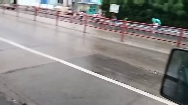 POV Driving an 1992 Mitsubishi L300 as a Freshman college in Philippines Valenzuela city смотреть онлайн