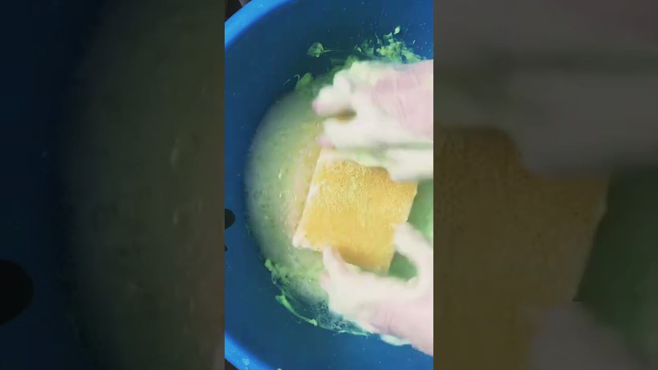 #soap #mushysoap #squeezingsponge