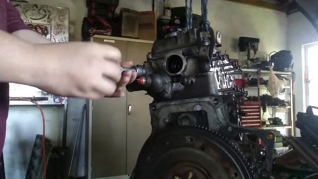 Mazda 323 Sting - Engine Teardown смотреть онлайн