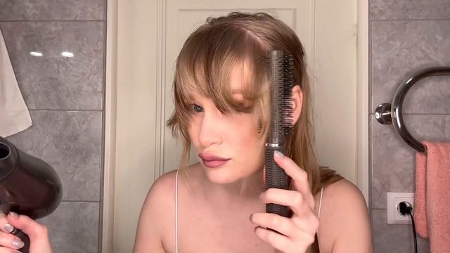 Как уложить челку-шторку? Укладка за 5 минут 😉 смотреть онлайн