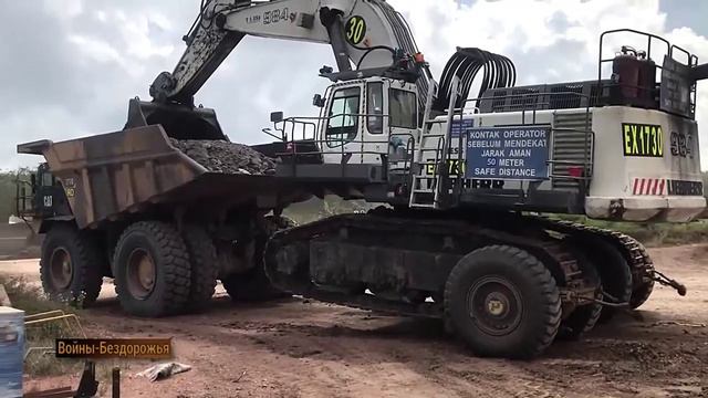 Удивительная трансформация агрегата Liebherr R984 - Мобилизация экскаватора с Самосвалом смотреть онлайн
