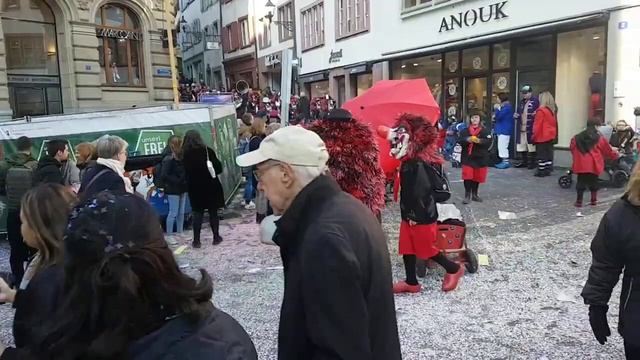 Будни Германии. Germany life. Костюмированный весенний карнавал в Германии.#60223 Не Рио-де-Жанейро смотреть онлайн