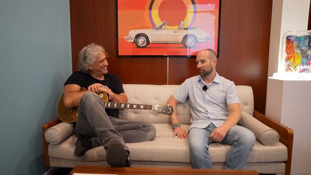 Miami's Mega Guitar Destination! смотреть онлайн