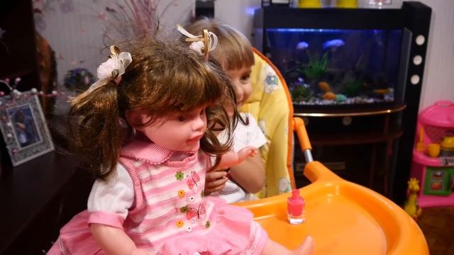 КРАСИМ Ногти Дома Детский МАНИКЮР Children's Manicure Кукла с Маникюром смотреть онлайн